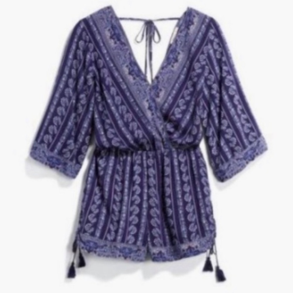 Skies Are Blue Talula UO floral long sleeve romper M